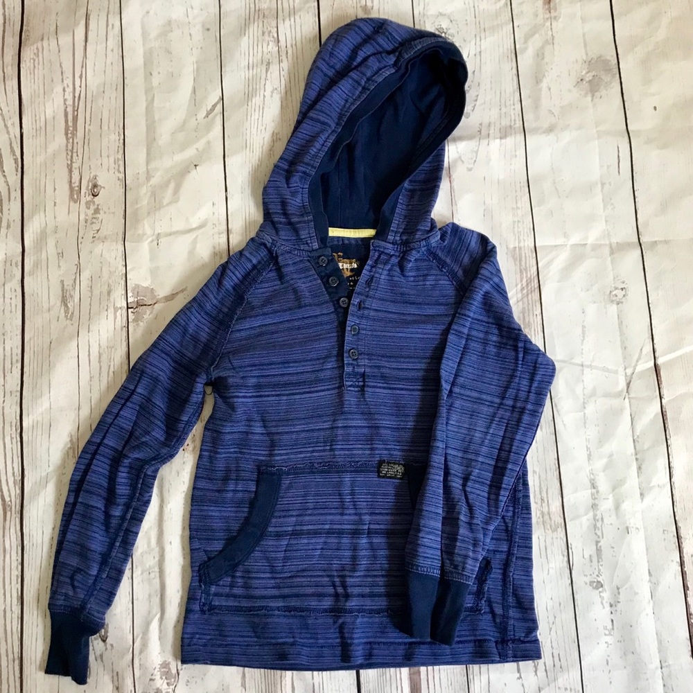 Long sleeve hoodie tee for boys